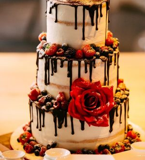 Chocoladedripp wedding cake