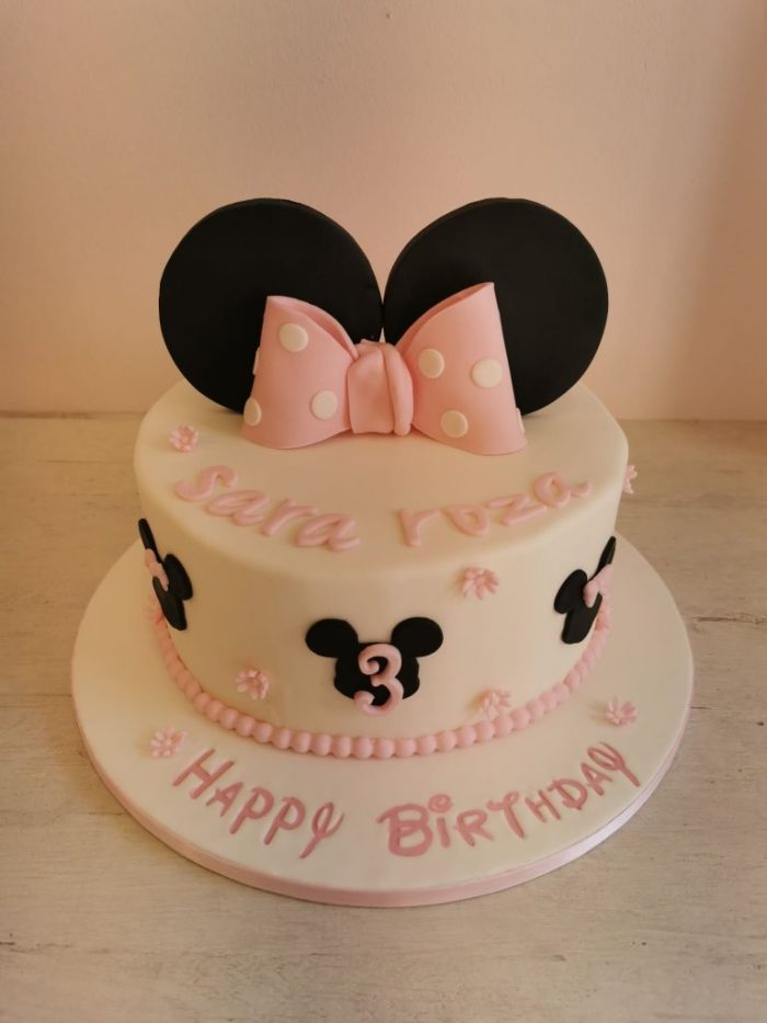 Minnie Mouse taart roze