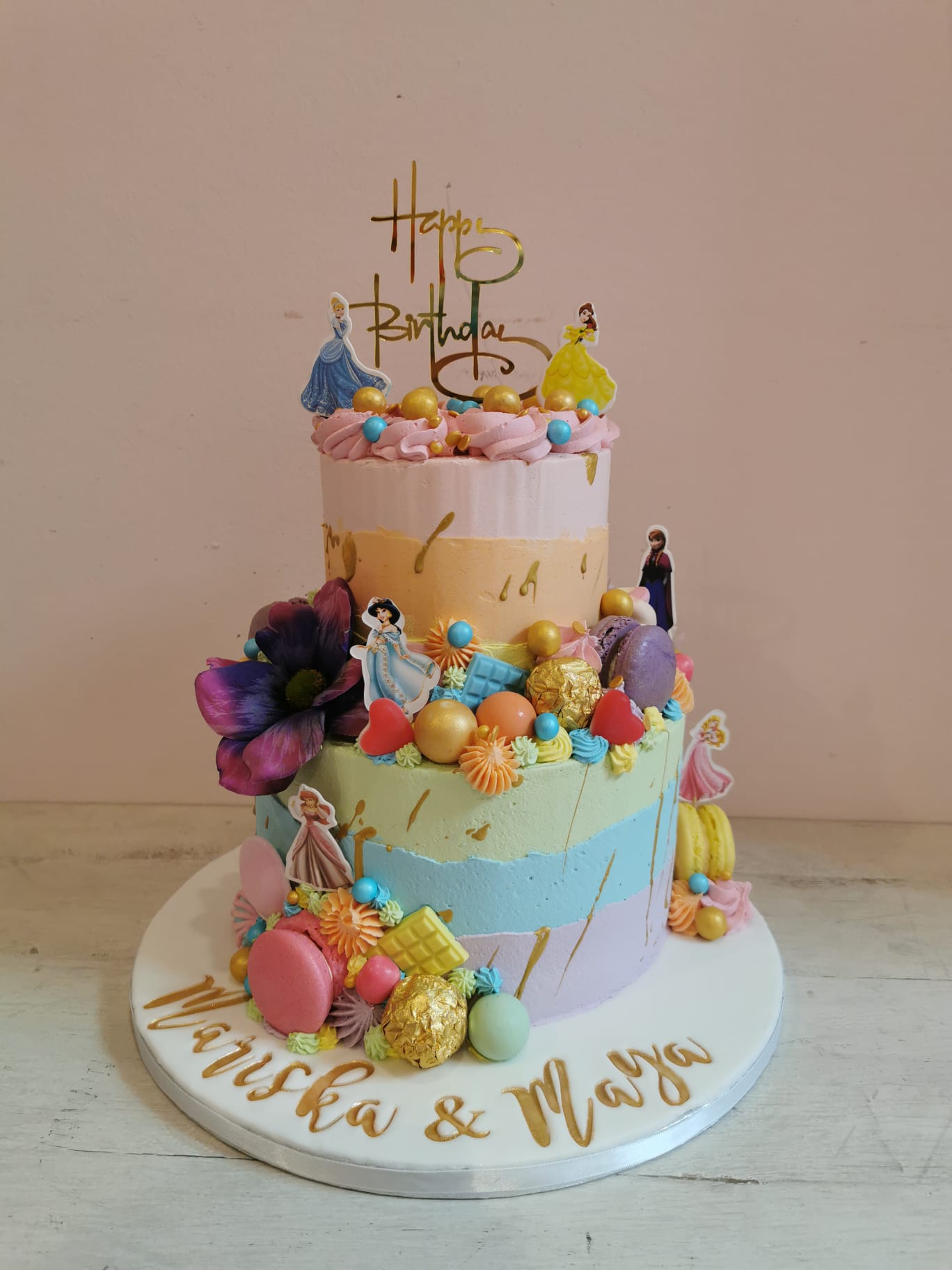 Aanwezigheid grens Schrijft een rapport Pastel creme prinsessen taart - Enjoy-Cakes