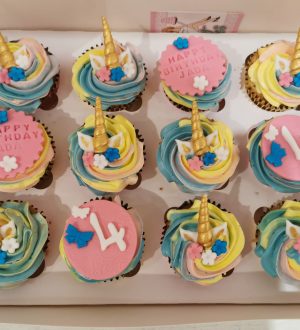 Unicorn verjaardag cupcakes
