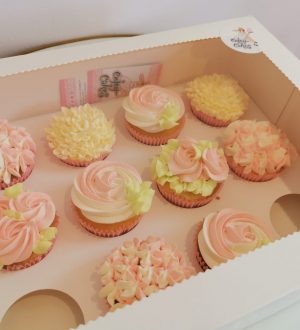 Pink flower cupcakes