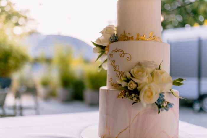 Marble cake with flowers and gold