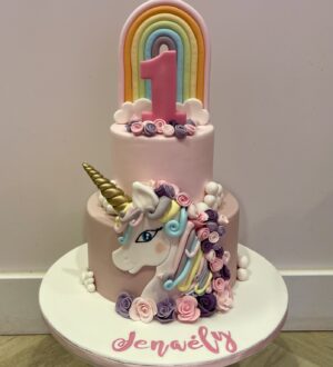 Pink unicorn taart met rozen