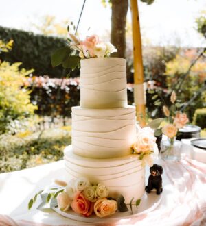 creme bloemen bruidstaart creme bloemen bruidstaart