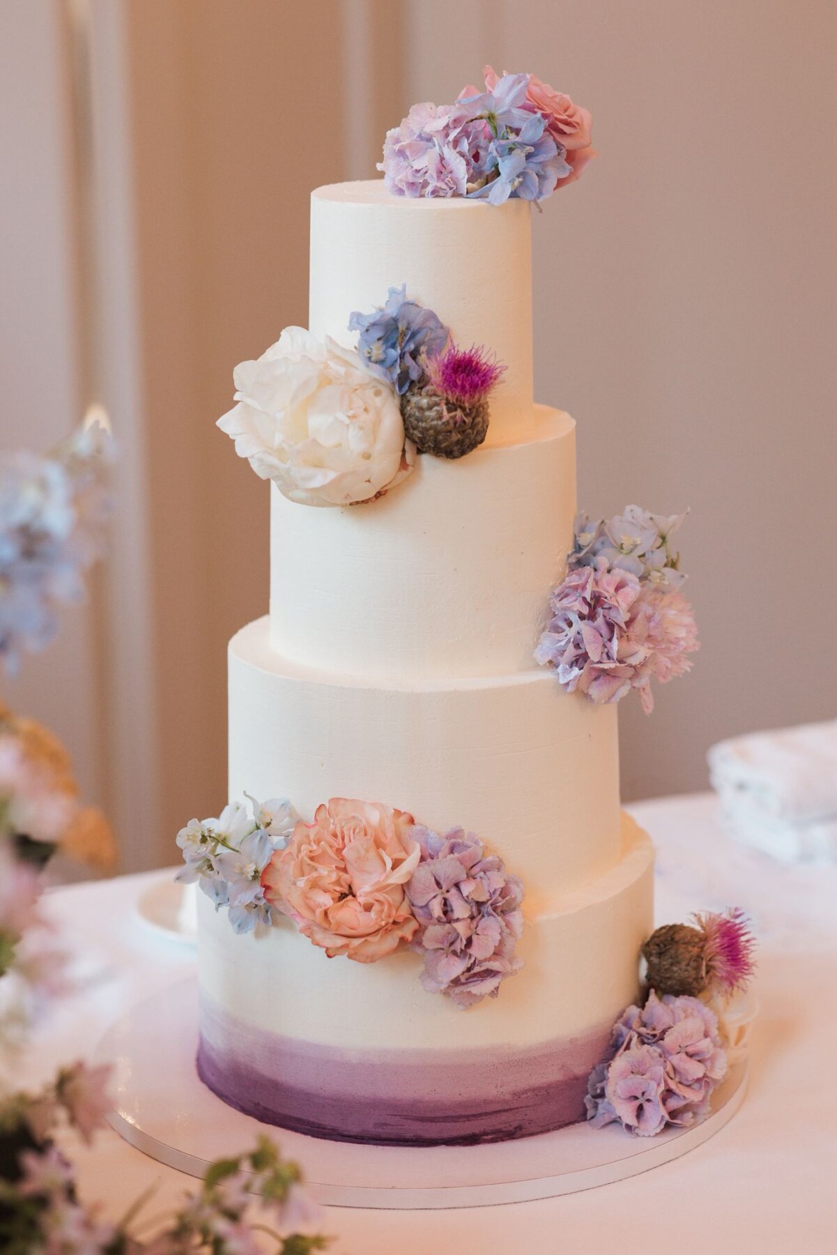 creme bloemen bruidstaart creme bloemen bruidstaart