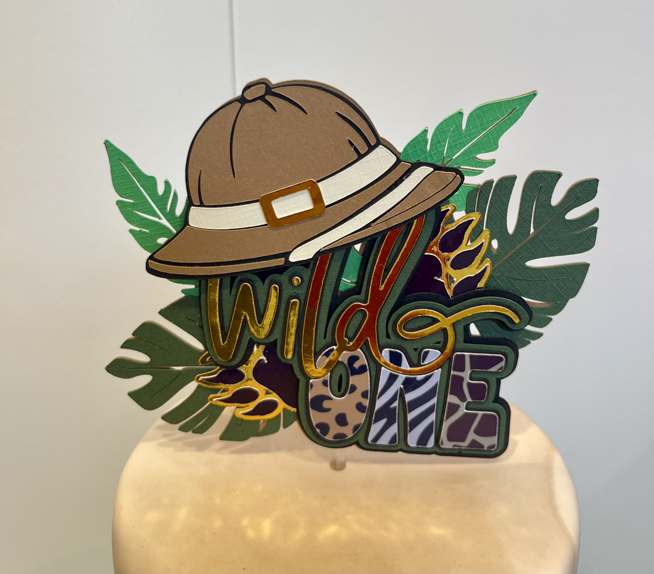 Wild one Safari taart met persoonlijke taarttopper Wild one Safari taart met persoonlijke taarttopper